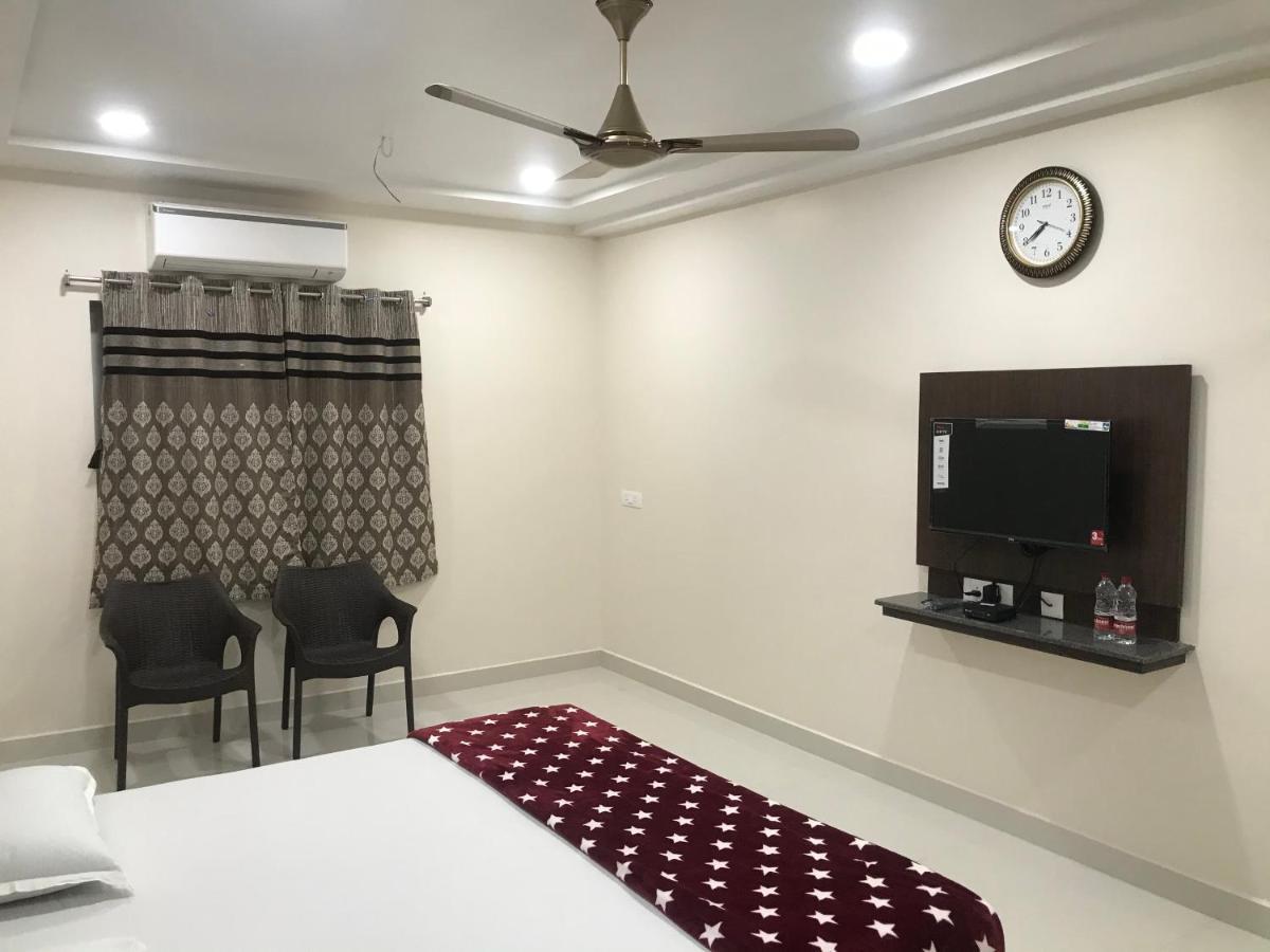 Hotel Sri Krishna Residency Eluru Zewnętrze zdjęcie